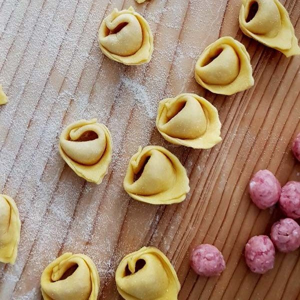 TORTELLINI RIPIENI DI CARNE