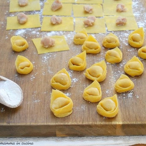 TORTELLINI RIPIENI DI CARNE