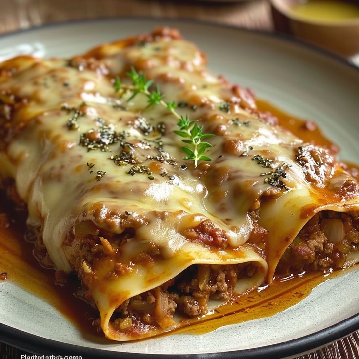 CANNELLONI RIPIENI DI CARNE